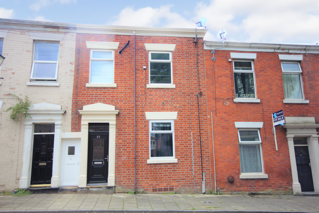 1 bed Apartment for rent in Preston. From Kingswood Properties City Center 1 bed Apartment for rent in Preston. From Kingswood Properties City Center