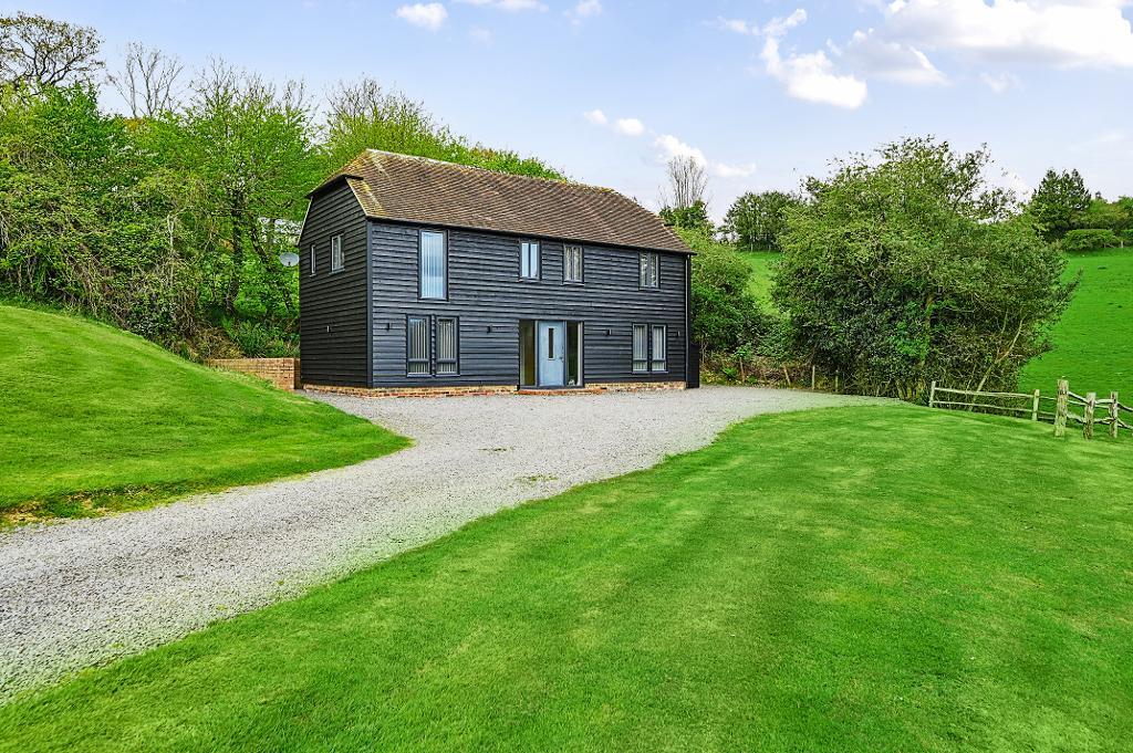 3 bed Detached House for rent in Goudhurst. From Harpers and Hurlingham Ltd  