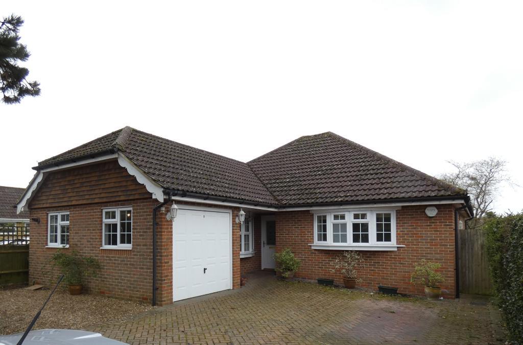 3 bed Detached House for rent in Chart Sutton. From Harpers and Hurlingham Ltd  