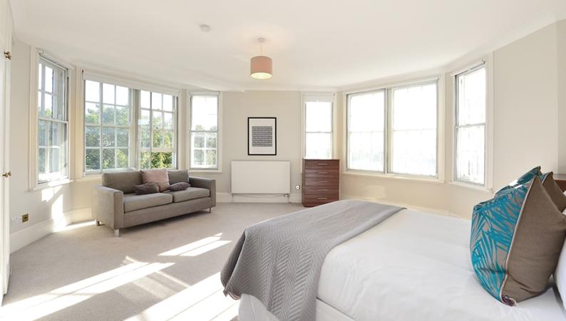 5 bed Flat for rent in London. From Monreal Shaw