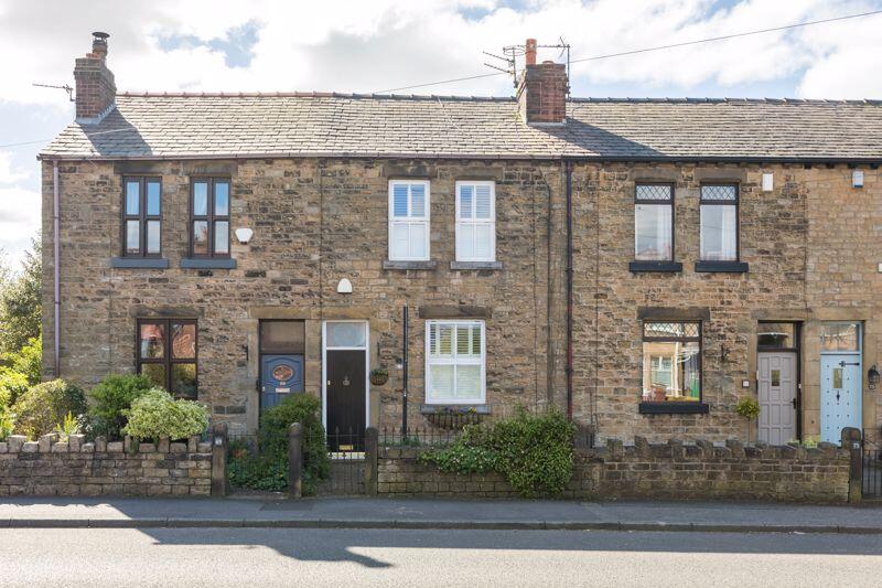 2 bed Mid Terraced House for rent in Up Holland. From Regan & Hallworth - Standish 2 bed Mid Terraced House for rent in Up Holland. From Regan & Hallworth - Standish