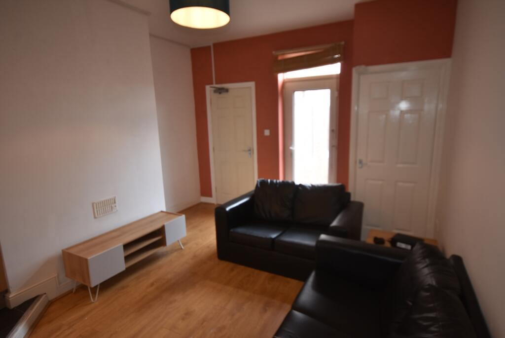 3 bed 1st Floor Flat for rent in Newcastle upon Tyne. From Easiliving - Jesmond