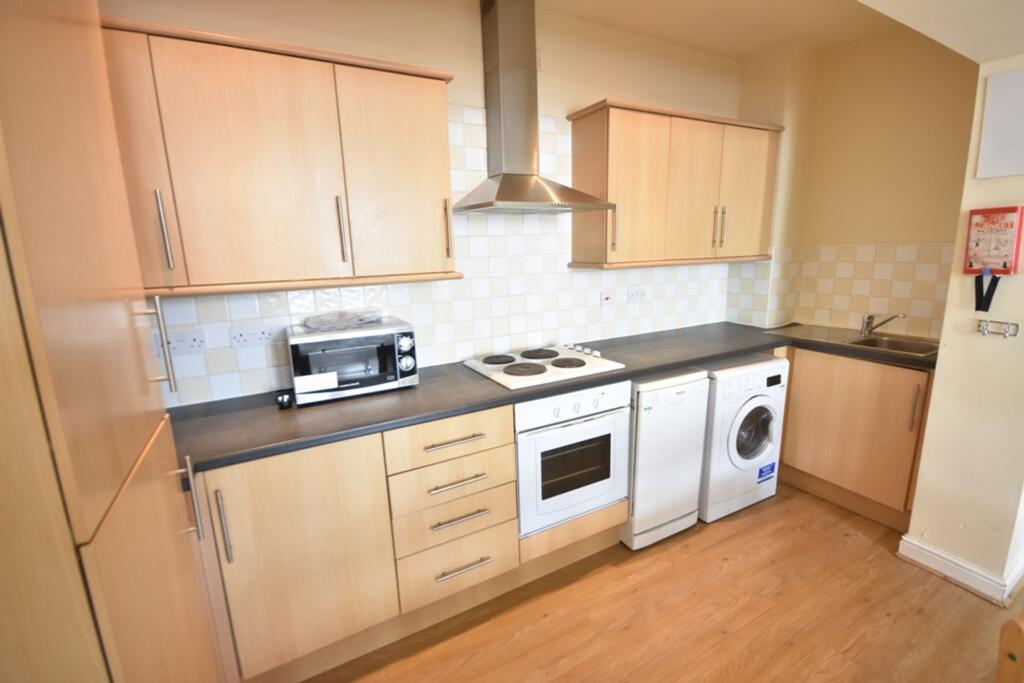 8 bed Terraced bungalow for rent in Newcastle upon Tyne. From Easiliving - Jesmond