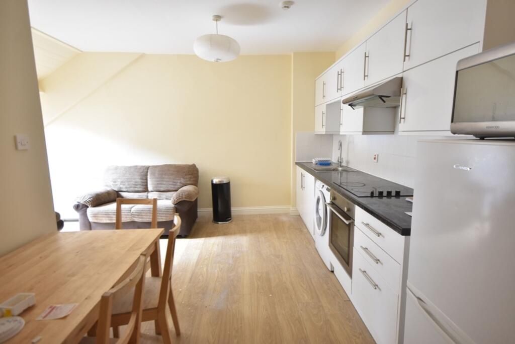 2 bed 1st Floor Flat for rent in Newcastle upon Tyne. From Easiliving - Jesmond