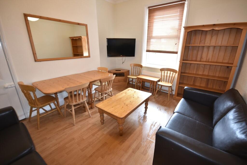 5 bed 1st Floor Flat for rent in Newcastle upon Tyne. From Easiliving - Jesmond