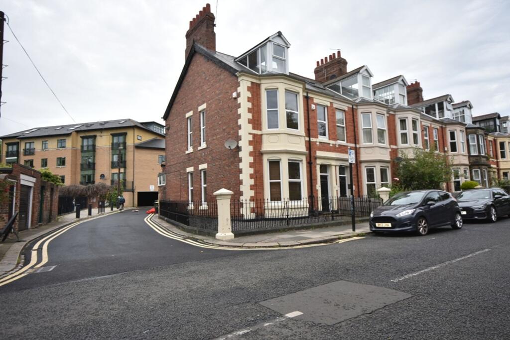 7 bed Mid Terraced House for rent in Newcastle upon Tyne. From Easiliving - Jesmond 7 bed Mid Terraced House for rent in Newcastle upon Tyne. From Easiliving - Jesmond