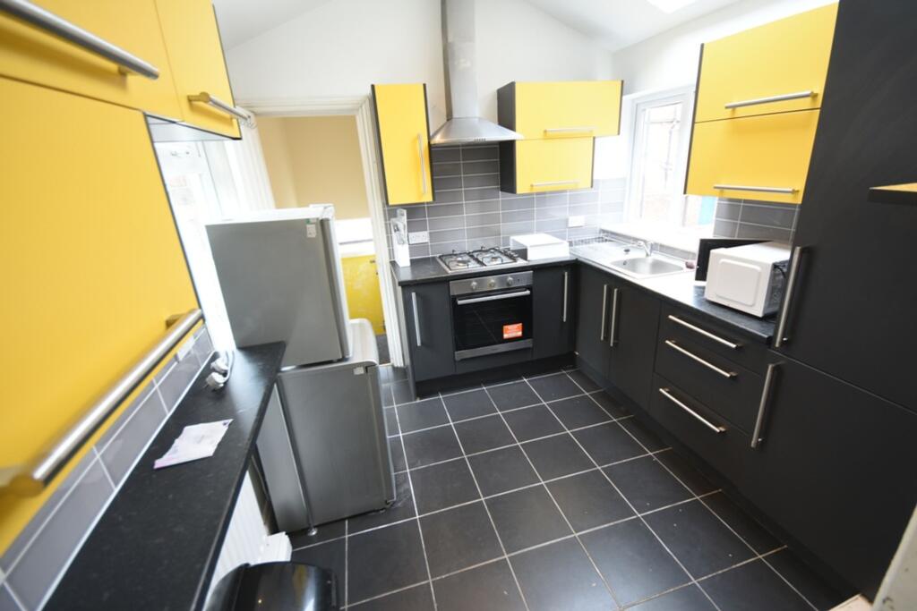 6 bed 1st Floor Flat for rent in Newcastle upon Tyne. From Easiliving - Jesmond