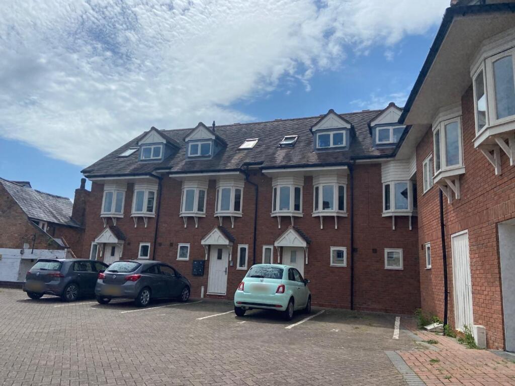 2 bed Apartment for rent in Stratford-upon-Avon. From Edwards Land and New Homes - Stratford upon Avon 2 bed Apartment for rent in Stratford-upon-Avon. From Edwards Land and New Homes - Stratford upon Avon