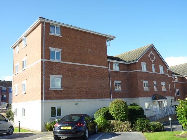 2 bed 1st Floor Flat for rent in Runcorn. From Edwards Grounds - Runcorn