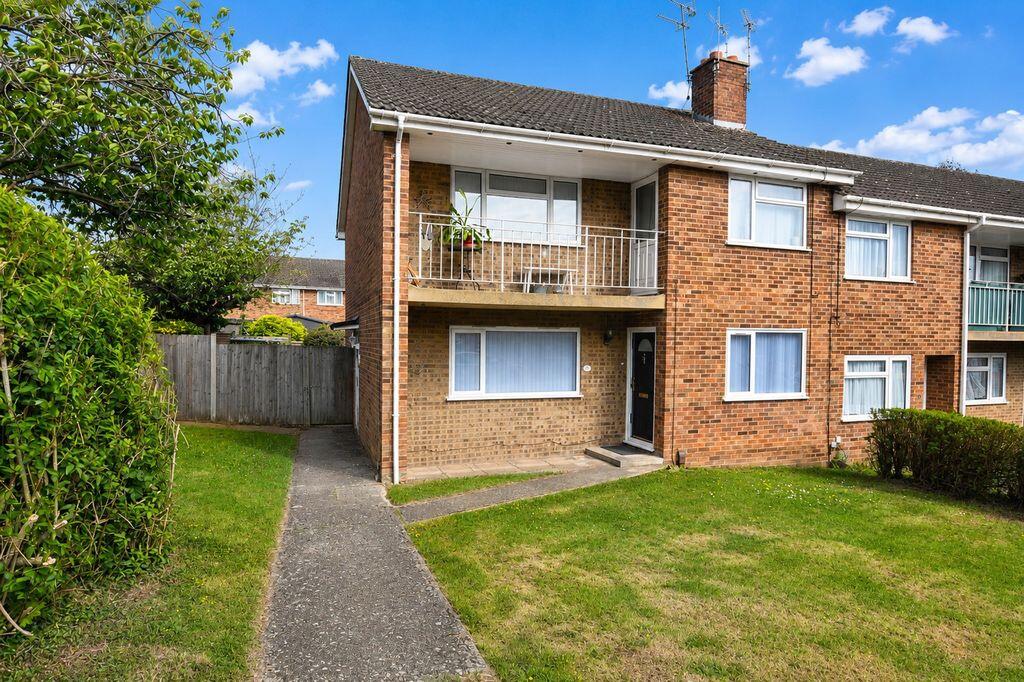 2 bed 1st Floor Flat for rent in Detling. From Ferris & Co - Bearsted