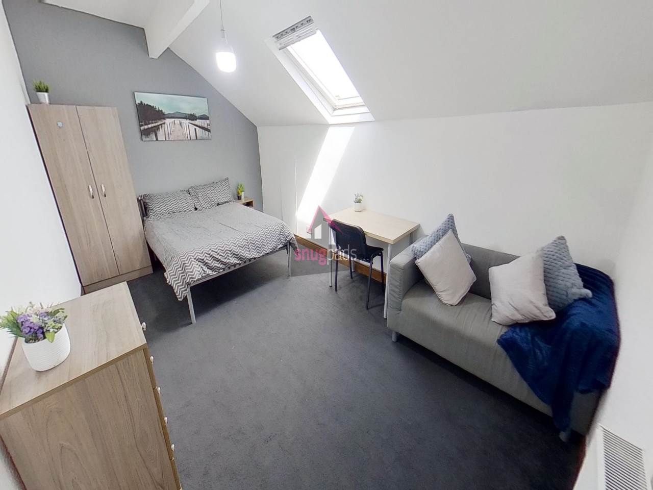 1 bed Room for rent in Brindle Heath. From SnugPads