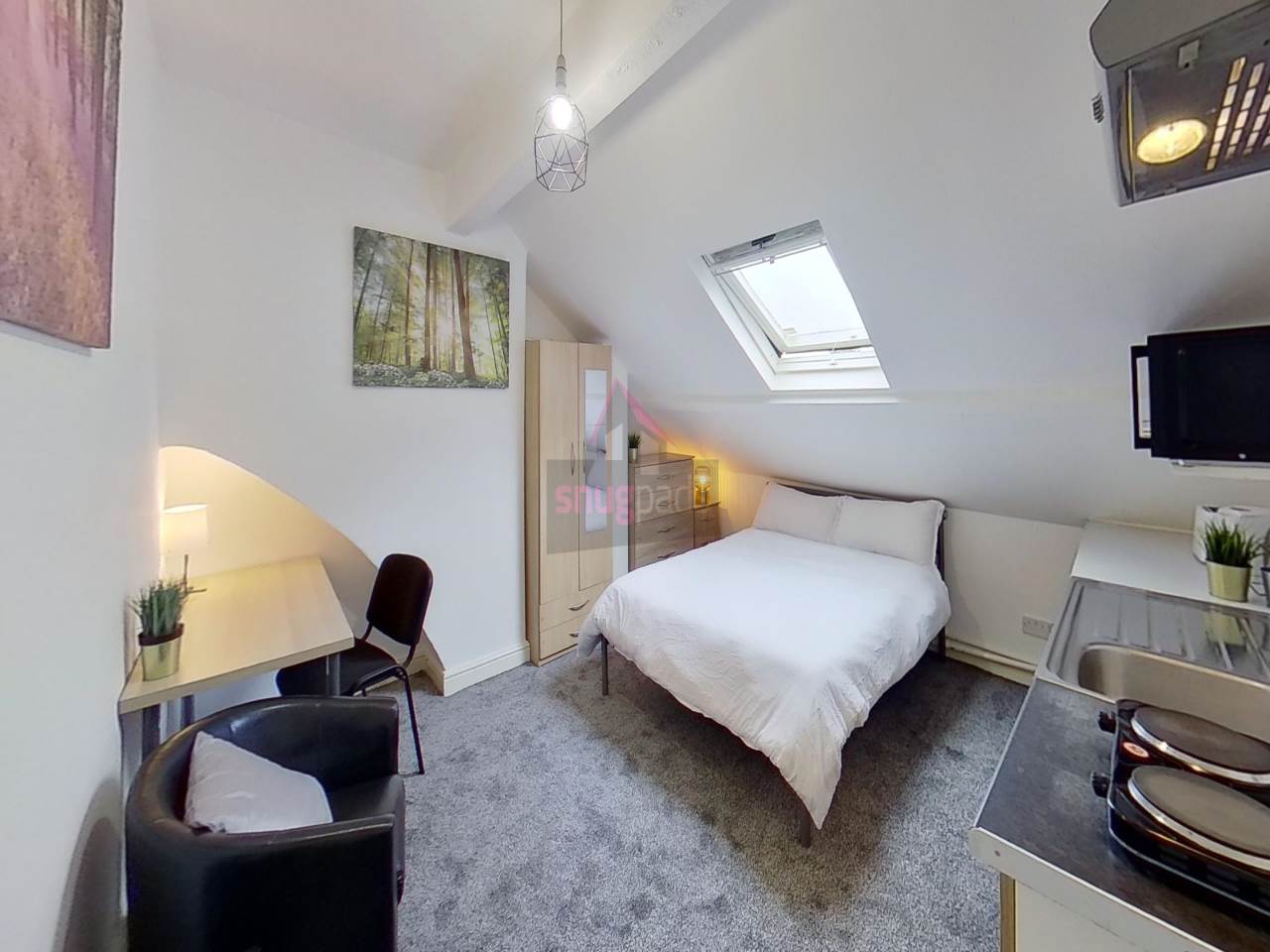 0 bed Studio for rent in Brindle Heath. From SnugPads - Manchester