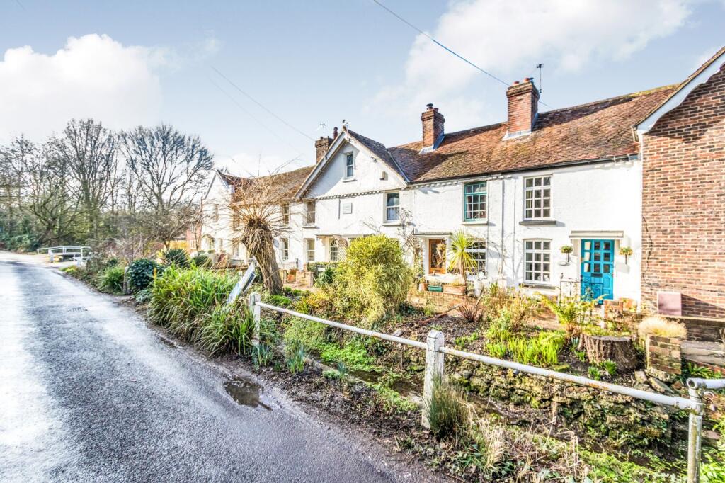 3 bed Mid Terraced House for rent in Emsworth. From Leaders - Emsworth 3 bed Mid Terraced House for rent in Emsworth. From Leaders - Emsworth
