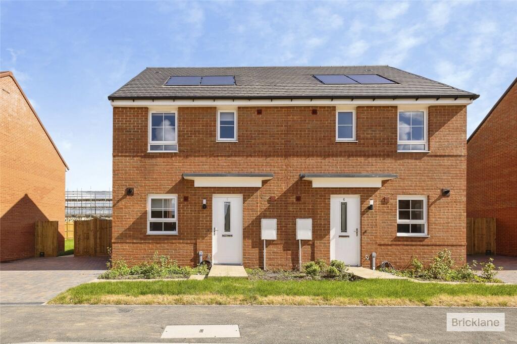 3 bed Semi Detached for rent in . From Leaders - Emsworth