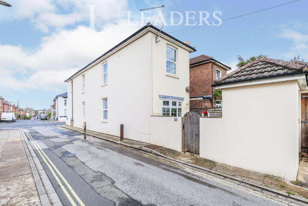 1 bed Detached for rent in Emsworth. From Leaders - Emsworth