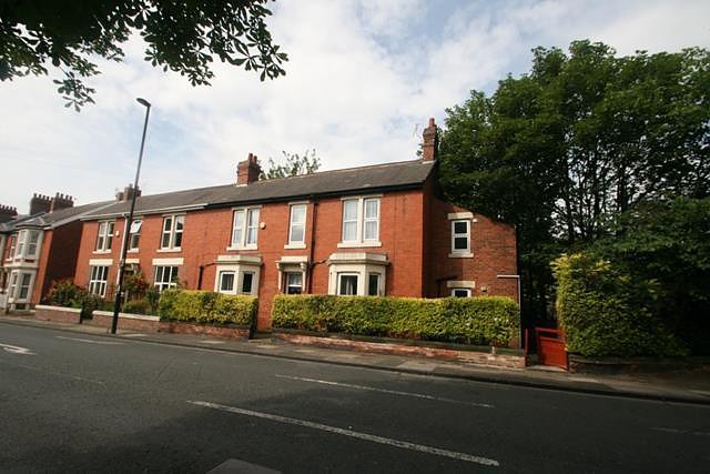 3 bed Semi-Detached House for rent in Newcastle Upon Tyne. From pro-lets.co.uk
