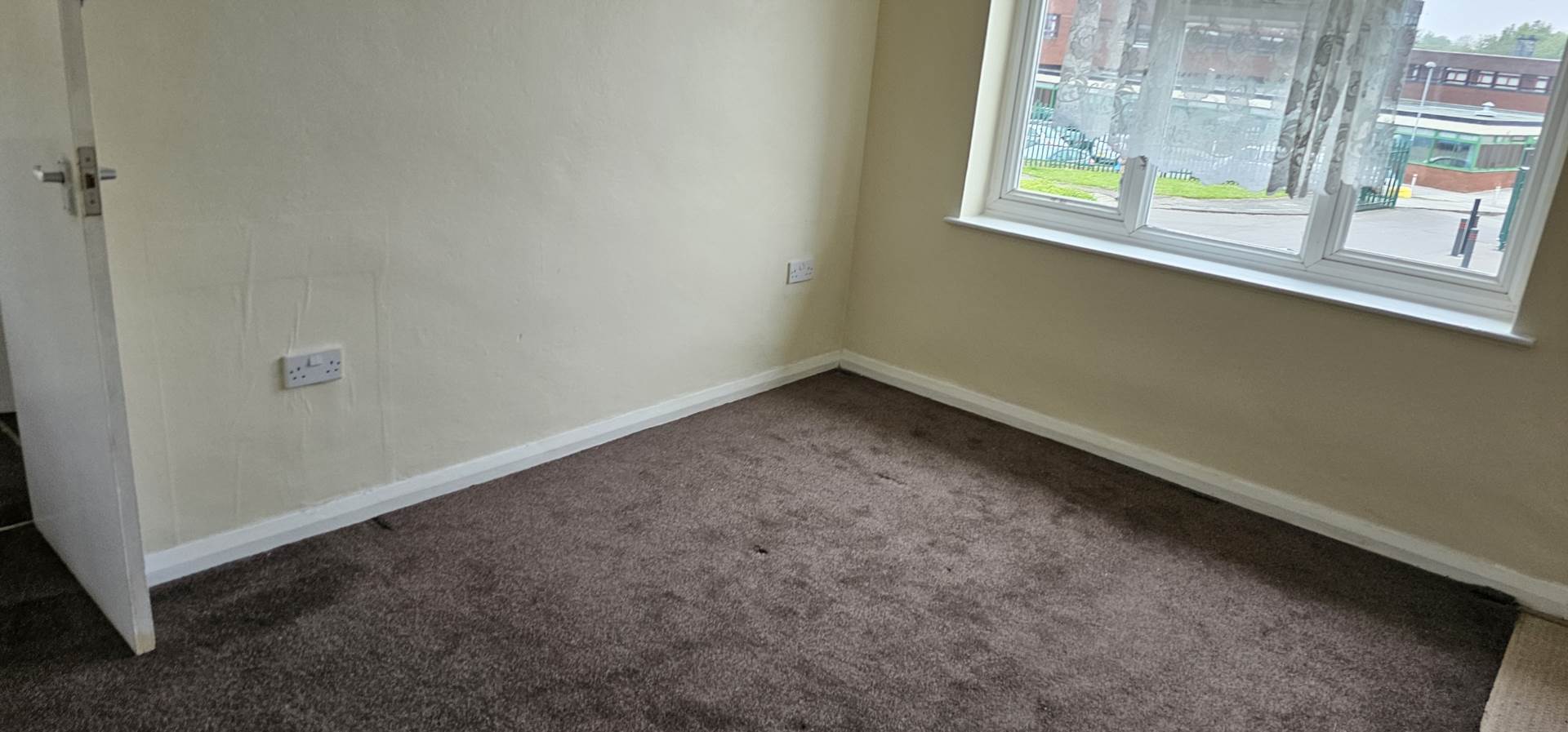 3 bed Semi-Detached House for rent in Wolverhampton. From Zenith Estate Agents