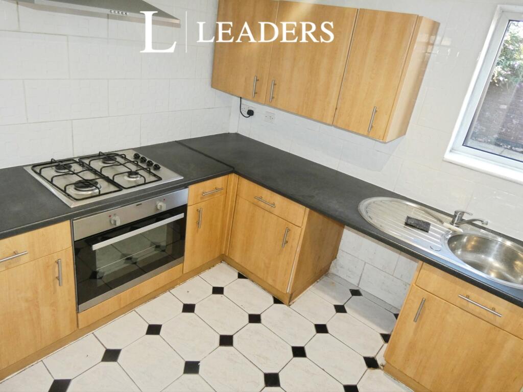 2 bed Mid Terraced House for rent in Mansfield Woodhouse. From Leaders Sales - Mansfield
