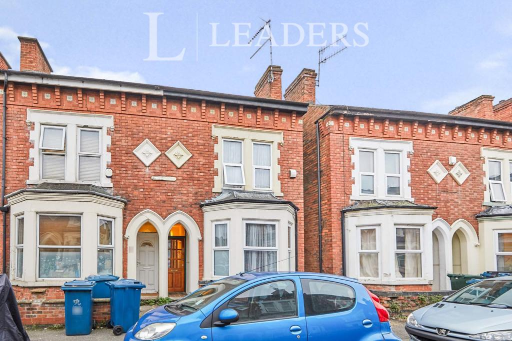 4 bed Semi-Detached House for rent in West Bridgford. From Leaders - Nottingham