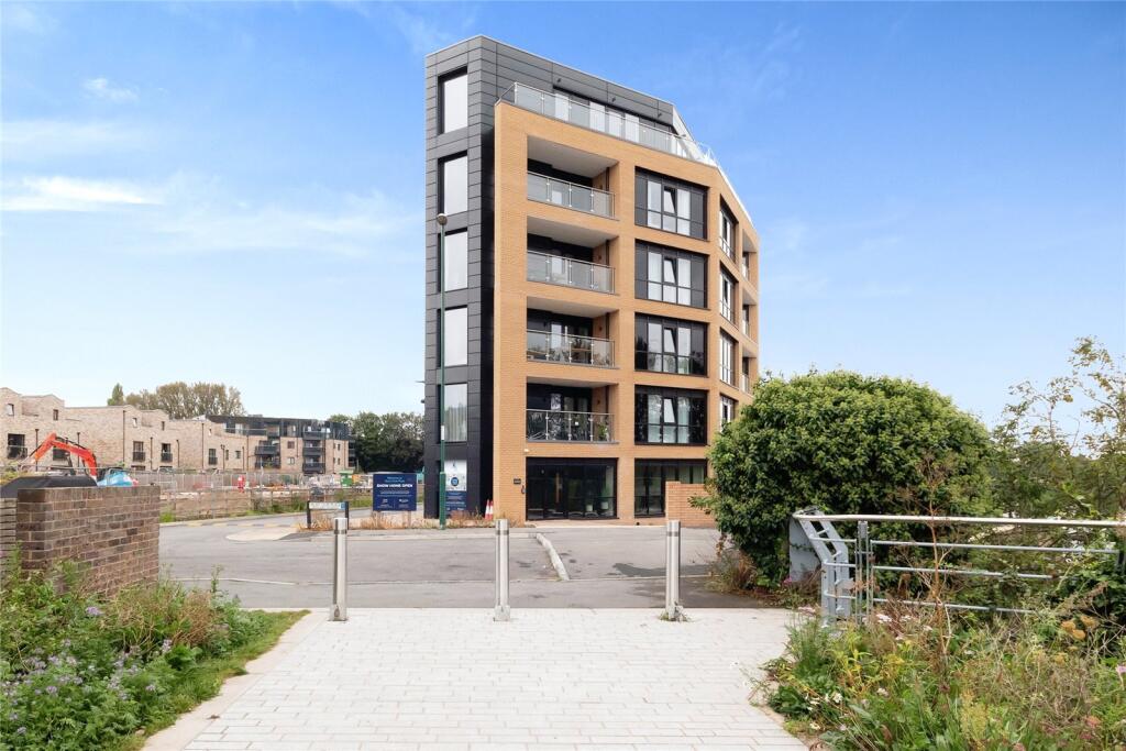 2 bed 1st Floor Flat for rent in West Bridgford. From Leaders Sales - Nottingham