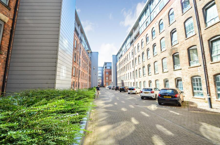 2 bed 1st Floor Flat for rent in Nottingham. From Leaders Sales - Nottingham