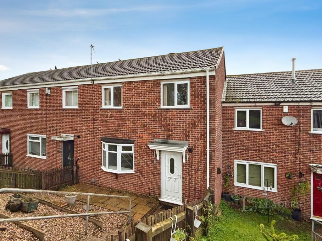 3 bed Mid Terraced House for rent in Arnold. From Leaders Sales - Nottingham 3 bed Mid Terraced House for rent in Arnold. From Leaders Sales - Nottingham