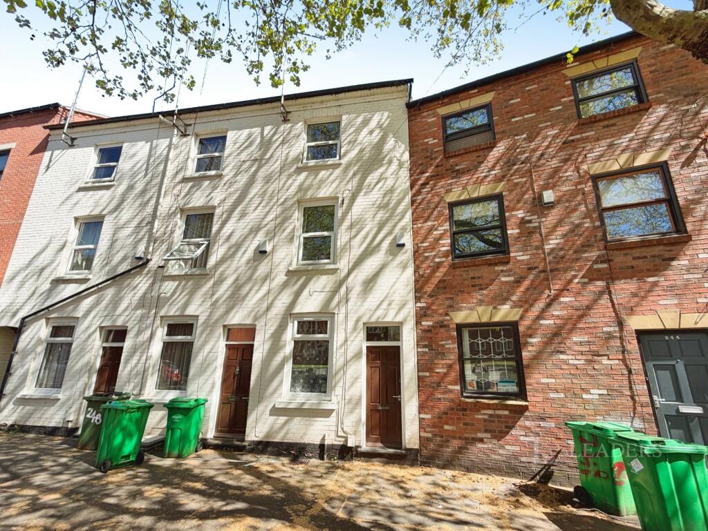 3 bed Mid Terraced House for rent in Nottingham. From Leaders Sales - Nottingham