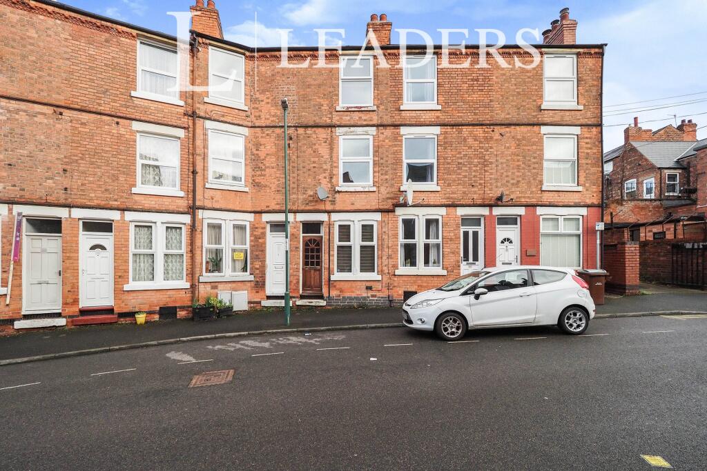 3 bed Mid Terraced House for rent in Arnold. From Leaders Sales - Nottingham 3 bed Mid Terraced House for rent in Arnold. From Leaders Sales - Nottingham