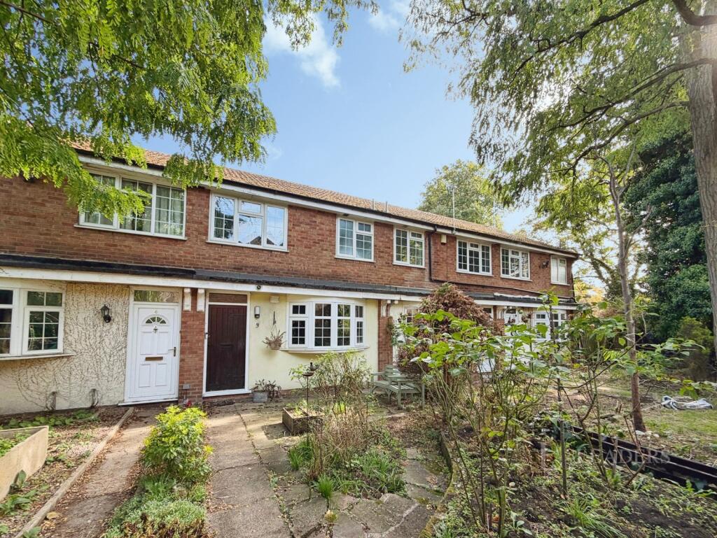 3 bed Mid Terraced House for rent in Nottingham. From Leaders Sales - Nottingham