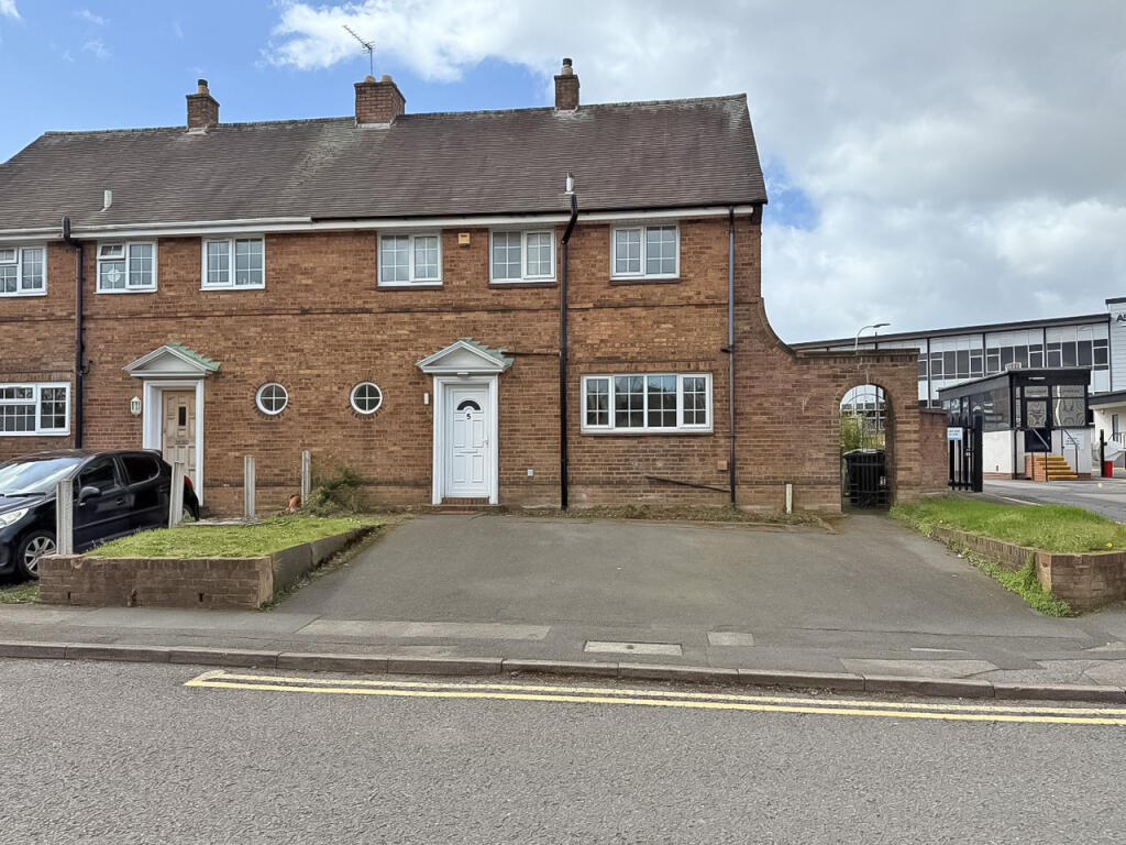 3 bed Semi Detached for rent in Willenhall. From Skitts Estate Agents - Tipton