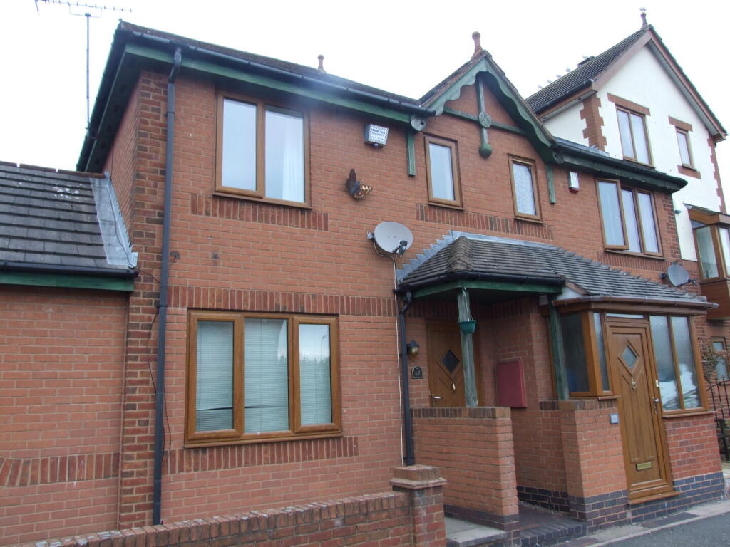 3 bed Semi Detached for rent in Tipton. From Skitts Estate Agents - Tipton 3 bed Semi Detached for rent in Tipton. From Skitts Estate Agents - Tipton
