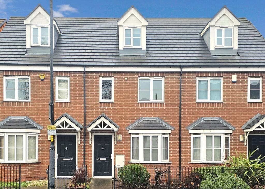 3 bed Mid Terraced House for rent in Willenhall. From Skitts Estate Agents - Tipton
