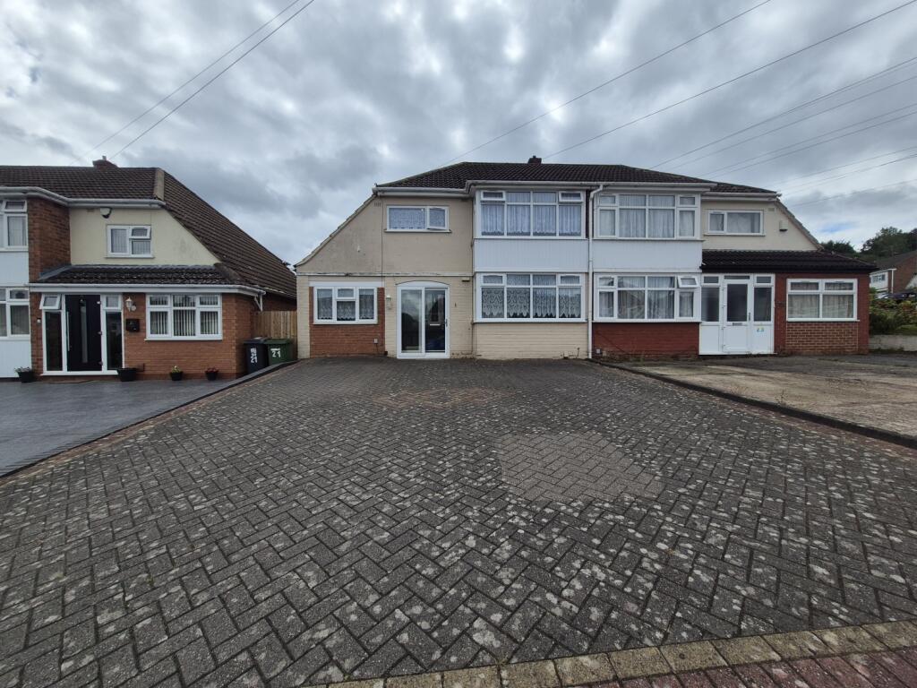 3 bed Semi Detached for rent in Lower Penn. From Skitts Estate Agents - Tipton 3 bed Semi Detached for rent in Lower Penn. From Skitts Estate Agents - Tipton