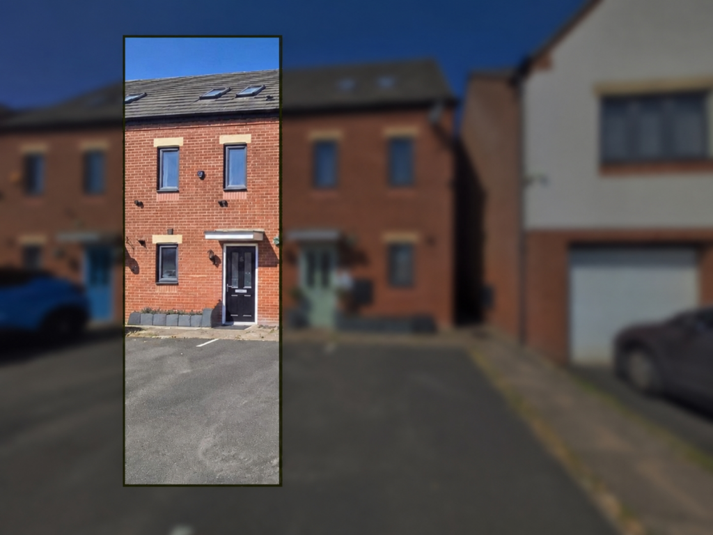 3 bed Mid Terraced House for rent in Bilston. From Skitts Estate Agents - Tipton