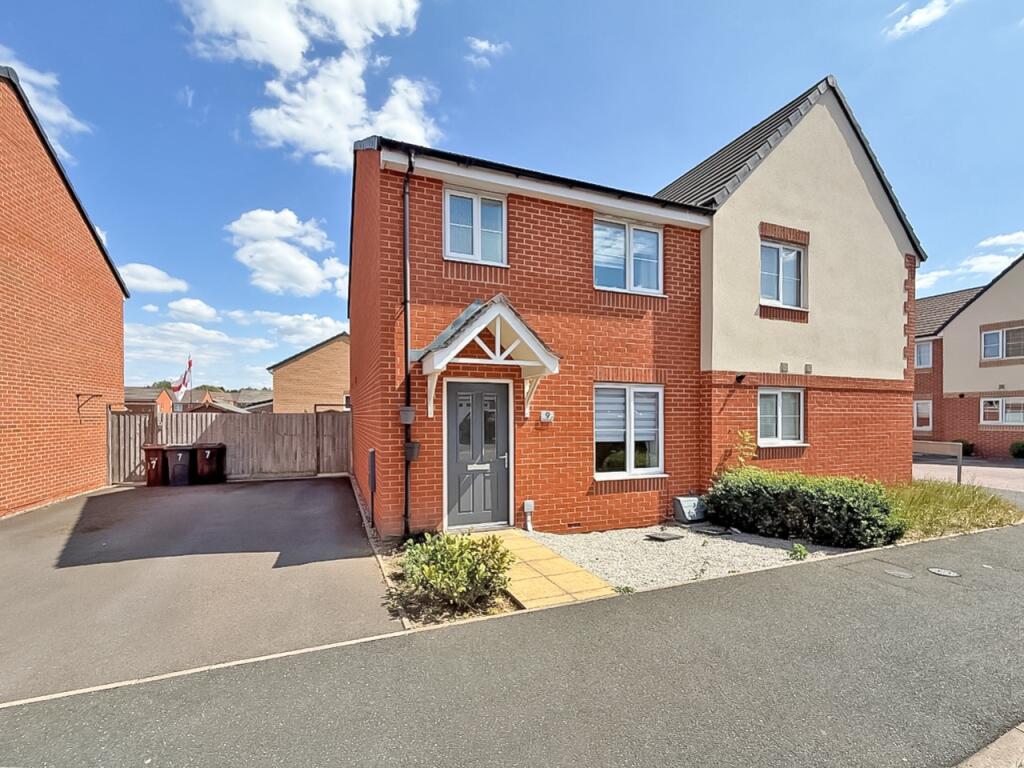 3 bed Semi Detached for rent in Wednesfield. From Skitts Estate Agents - Tipton 3 bed Semi Detached for rent in Wednesfield. From Skitts Estate Agents - Tipton