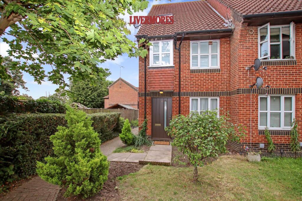 1 bed Annexe for rent in Crayford. From Livermores The Estate Agents - Crayford