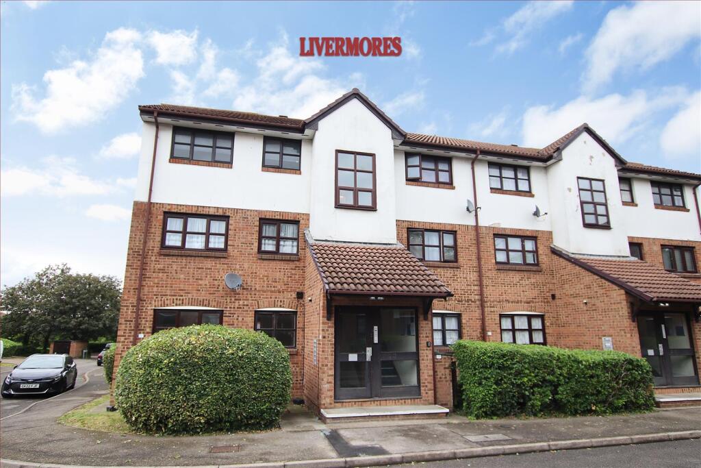 2 bed 1st Floor Flat for rent in Stone. From Livermores The Estate Agents - Dartford 2 bed 1st Floor Flat for rent in Stone. From Livermores The Estate Agents - Dartford