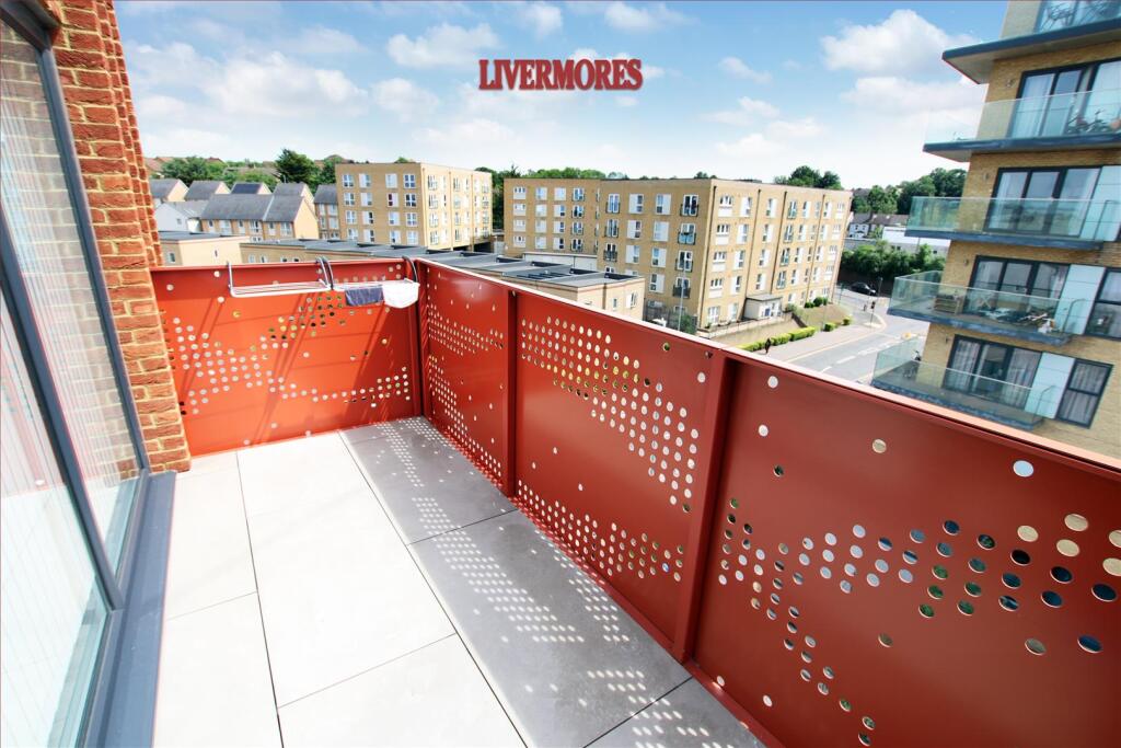 2 bed 1st Floor Flat for rent in . From Livermores The Estate Agents - Dartford 2 bed 1st Floor Flat for rent in . From Livermores The Estate Agents - Dartford