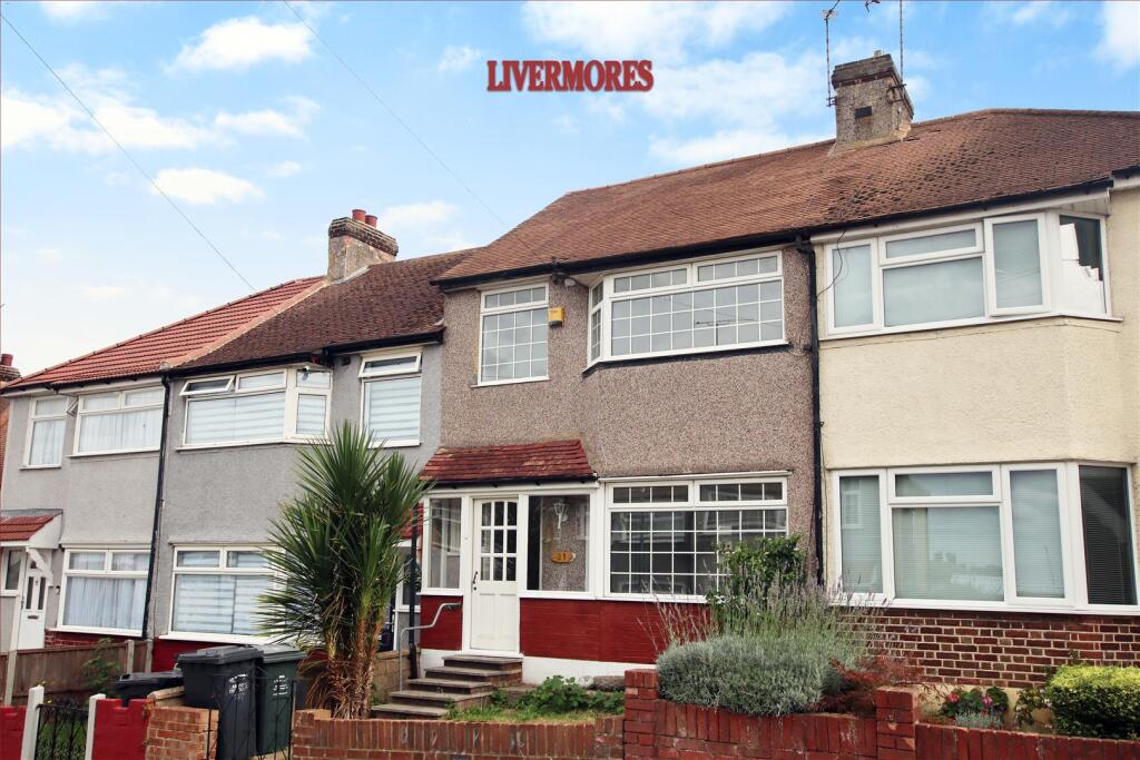 3 bed Mid Terraced House for rent in Crayford. From Livermores The Estate Agents - Dartford