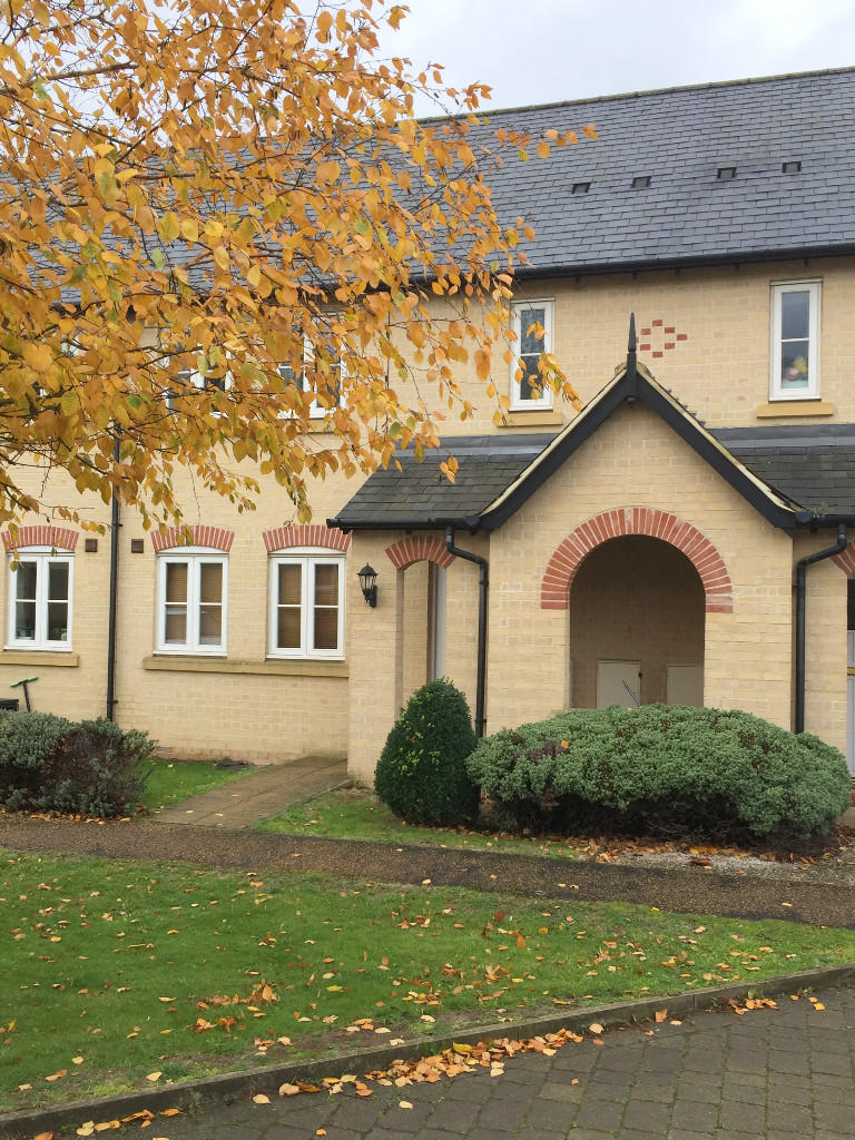 3 bed Mid Terraced House for rent in Stotfold. From Mint Lettings - Stevenage