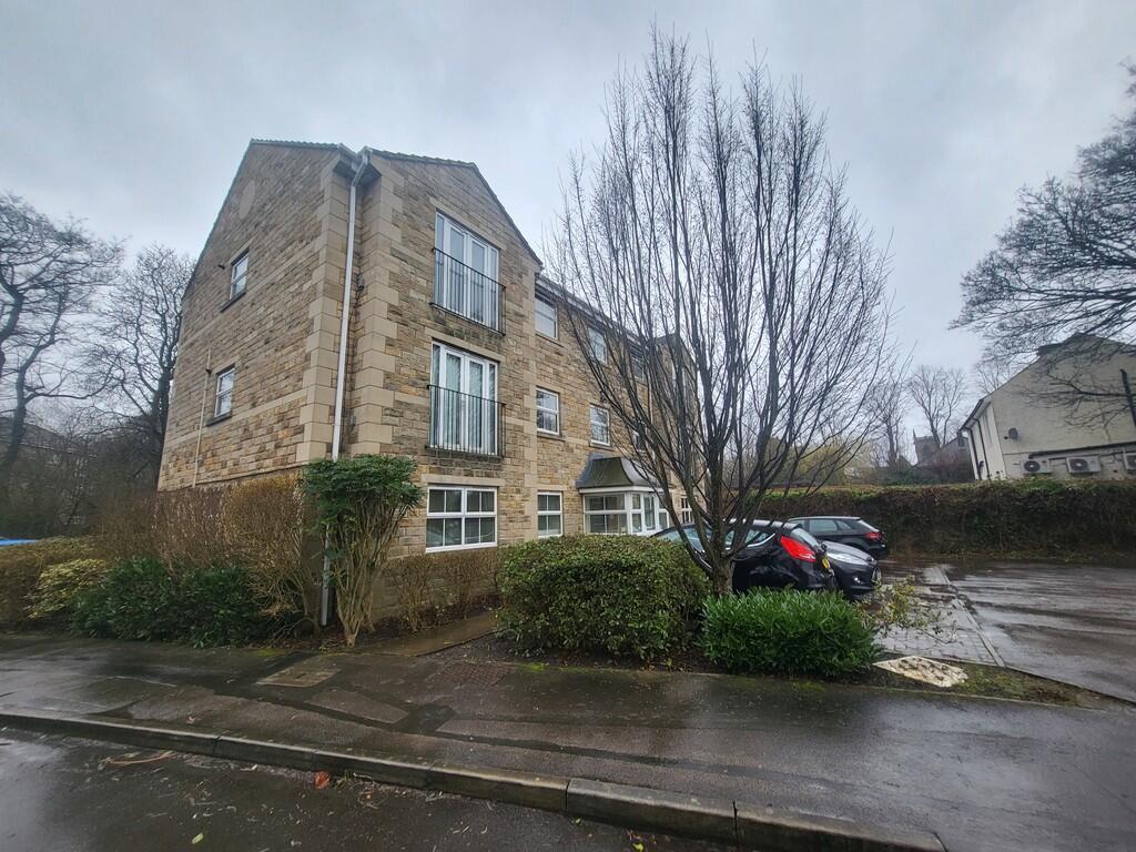 2 bed Apartment for rent in Gomersal. From Barkers Estate Agents - Birkenshaw