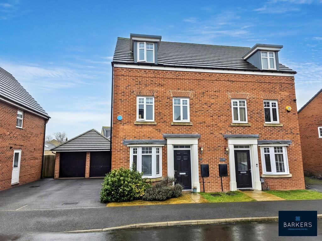 4 bed Semi Detached for rent in Birkenshaw. From Barkers Estate Agents - Birkenshaw