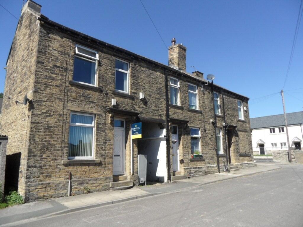 2 bed End of Terrace for rent in Tong. From Barkers Estate Agents - Birkenshaw