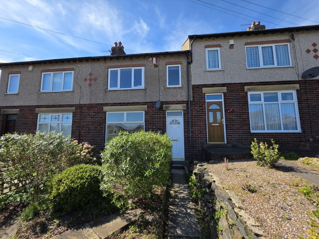 3 bed Mid Terraced House for rent in Birkenshaw. From Barkers Estate Agents - Birkenshaw