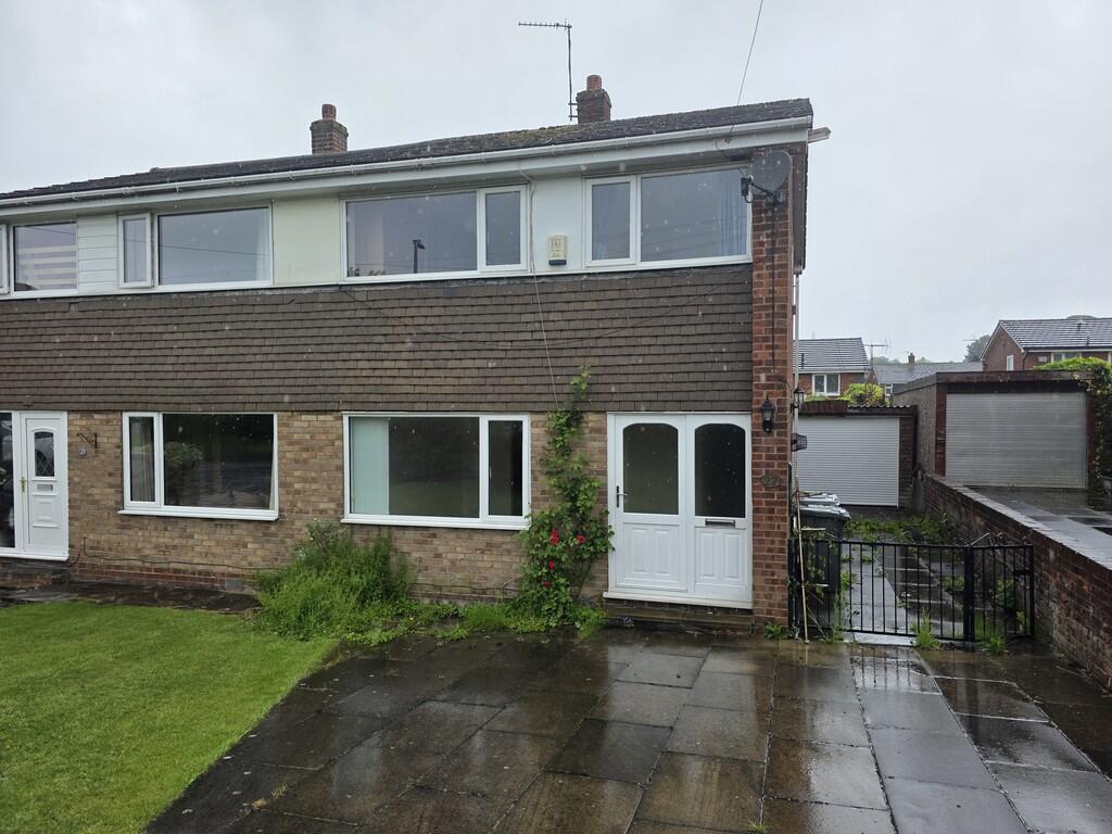 3 bed Semi Detached for rent in Birkenshaw. From Barkers Estate Agents - Birkenshaw 3 bed Semi Detached for rent in Birkenshaw. From Barkers Estate Agents - Birkenshaw