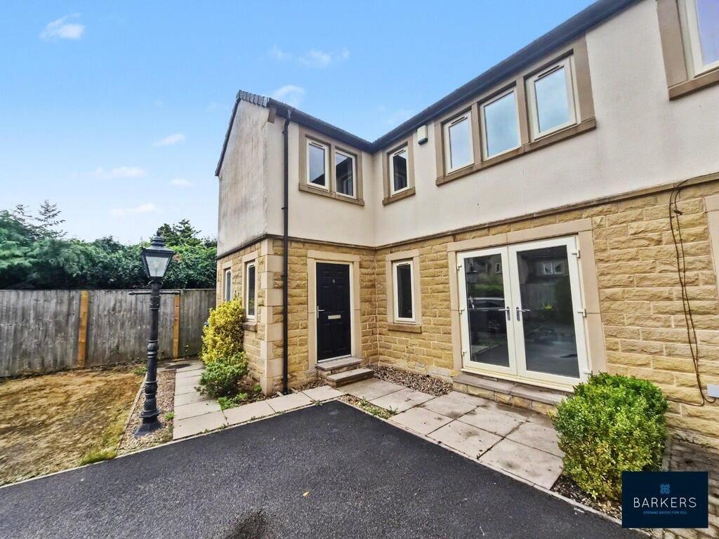 3 bed Semi Detached for rent in Birkenshaw. From Barkers Estate Agents - Birkenshaw
