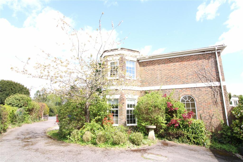 2 bed Detached House for rent in Midhurst. From Chapplins Estate Agents - Liss