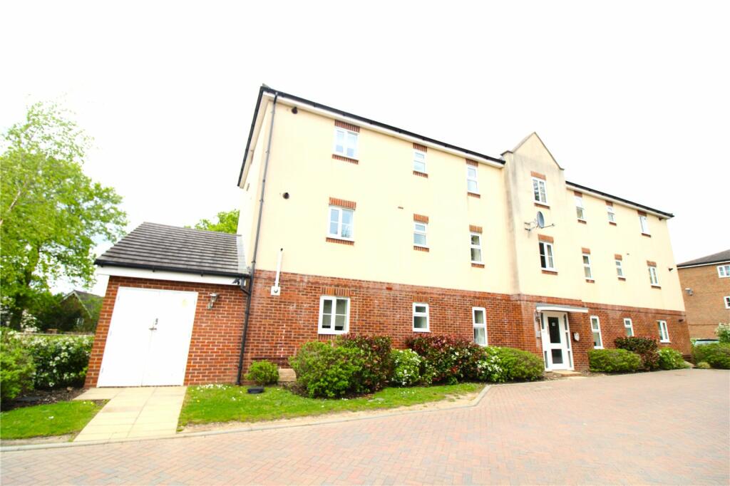 2 bed Apartment for rent in Hedge End. From Chapplins Estate Agents - Liss