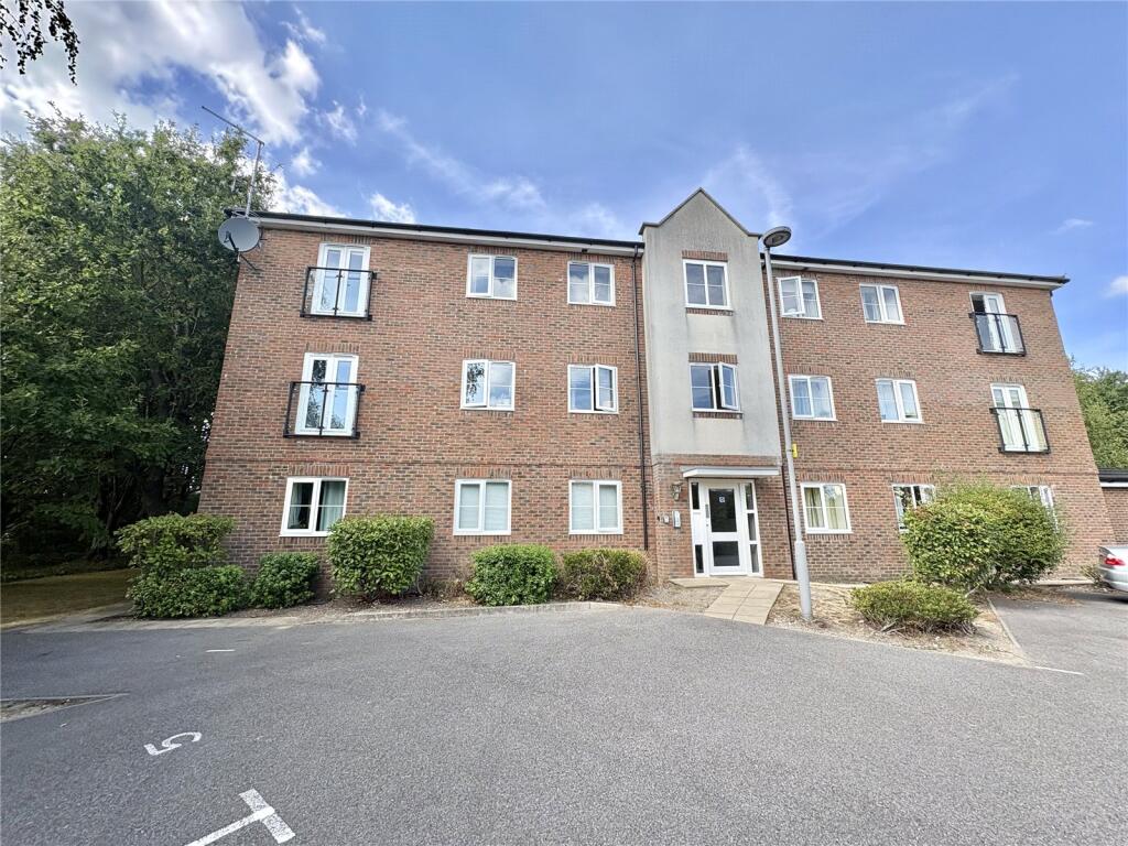 2 bed Apartment for rent in Hedge End. From Chapplins Estate Agents - Liss