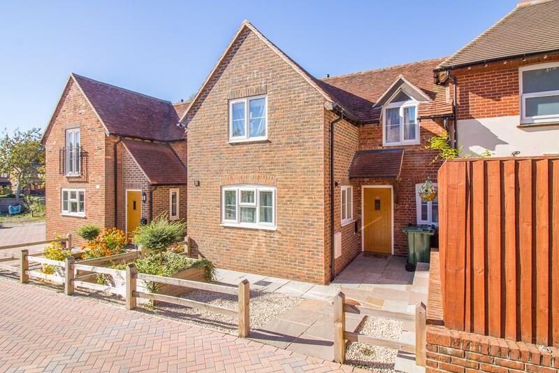 1 bed Mid Terraced House for rent in Liss. From Chapplins Estate Agents - Liss
